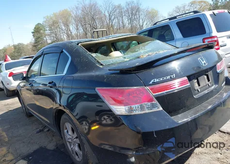 2011 Honda Accord 2.4 Se z USA, uszkodzony, nr VIN 1HGCP2F69BA084995